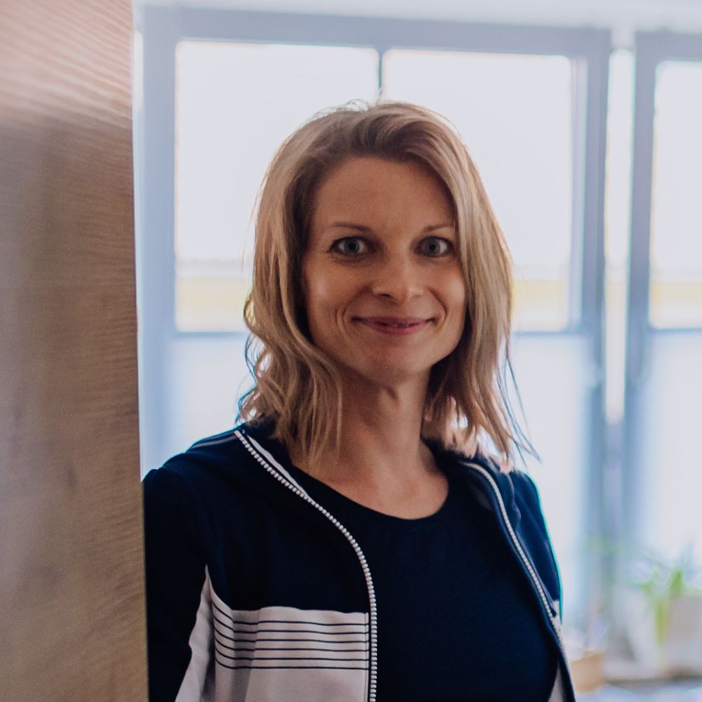 Michaela Pürstinger heißt die Patienten in ihrer Praxis willkommen